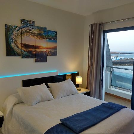 Ocean Front Apartment Tetir Luaran gambar